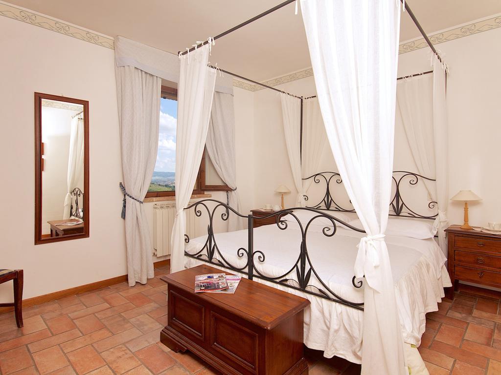 Agriturismo Le Colombe Assisi Pokoj fotografie