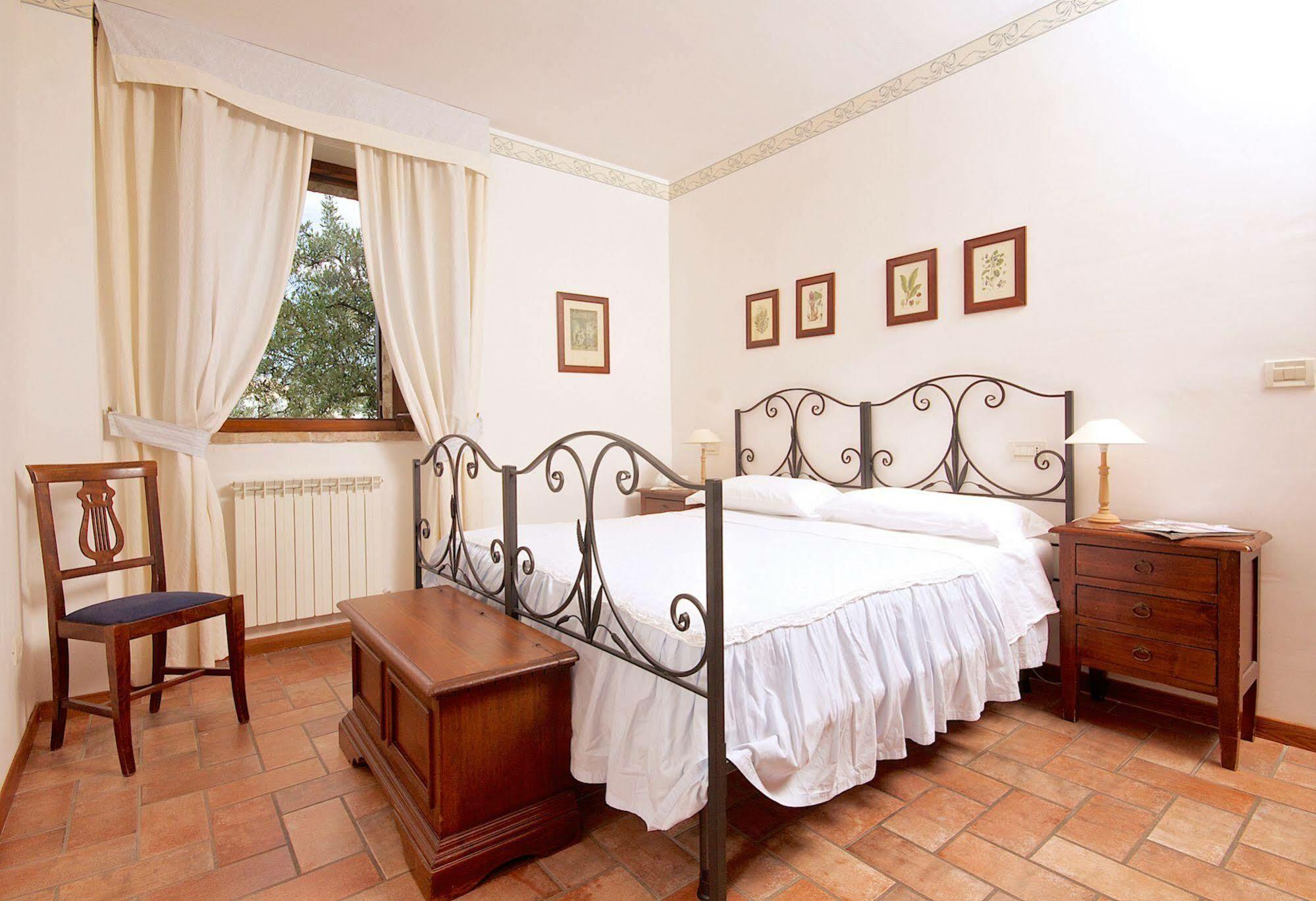 Agriturismo Le Colombe Assisi Exteriér fotografie
