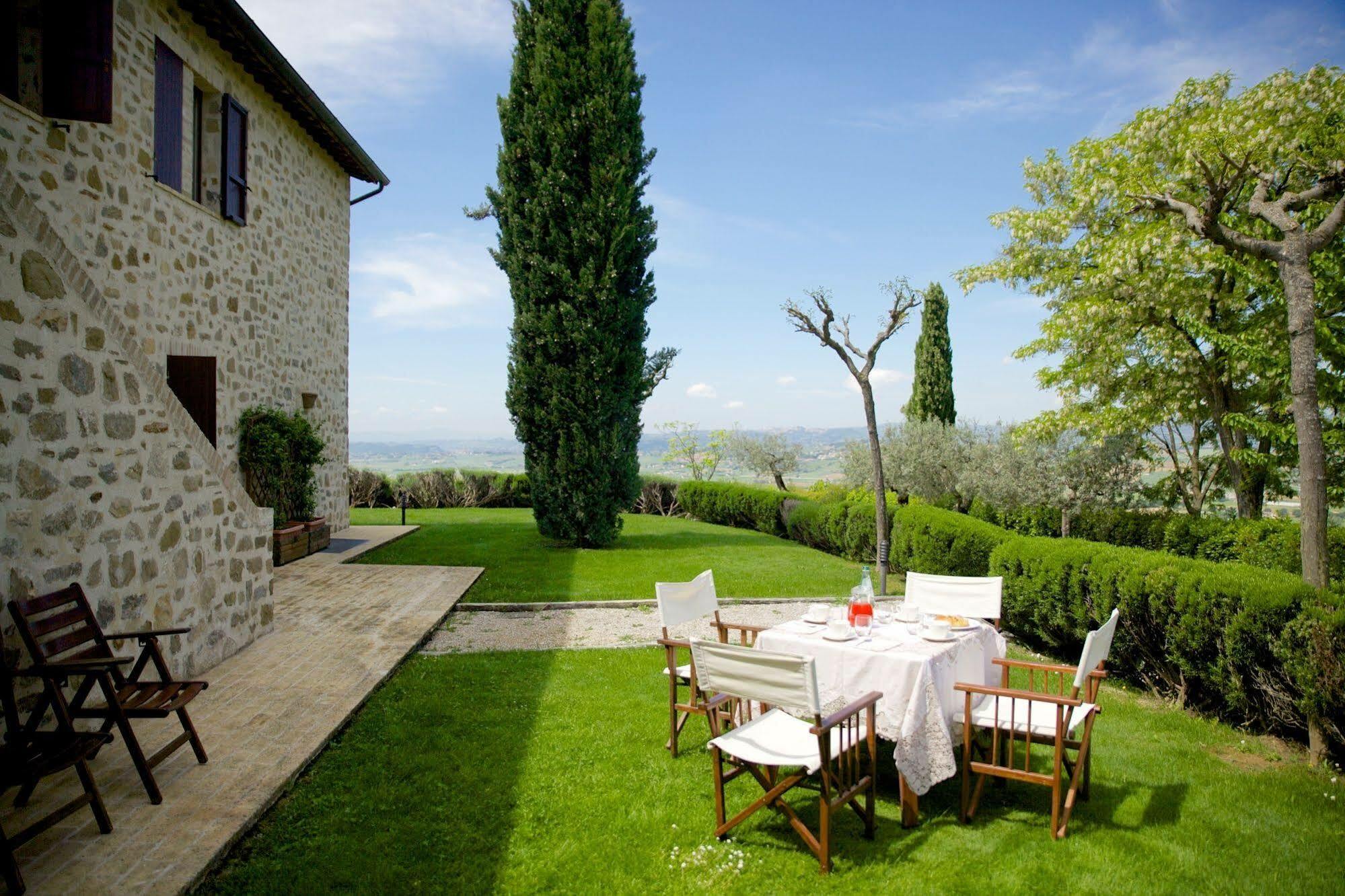 Agriturismo Le Colombe Assisi Exteriér fotografie